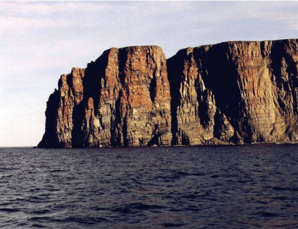 Остров Столбовой (фото: М. Григорьев)